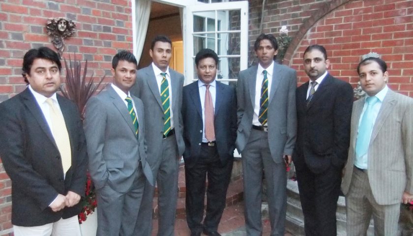 Pakistan Press Club UK Meets Pakistan Cricket Team
